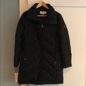 Calvin Klein Women's Elegant Black Puffer Jacket